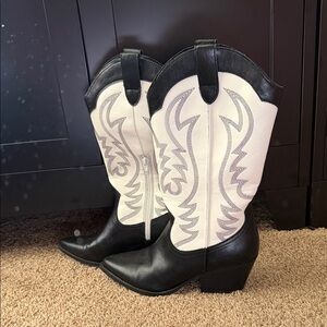 Indigo Rd. | Like New Cowgirl Boots
